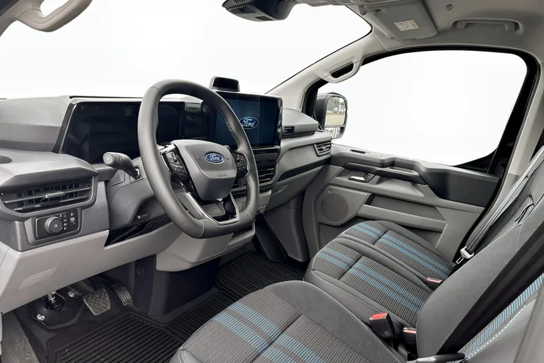 Ford E-Transit Custom 340 AWD