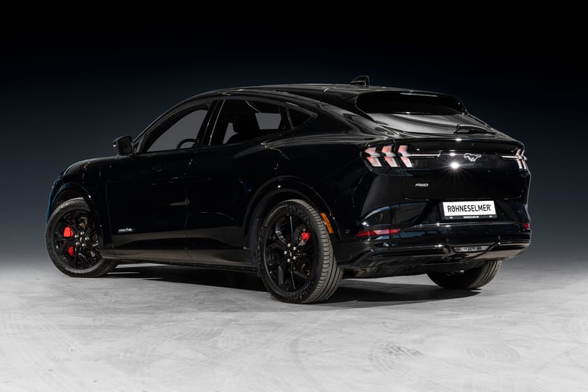 Bilde 2 av Ford Mustang Mach-E LR/AWD/360/B&O/Skinn/S+V/Ny service!