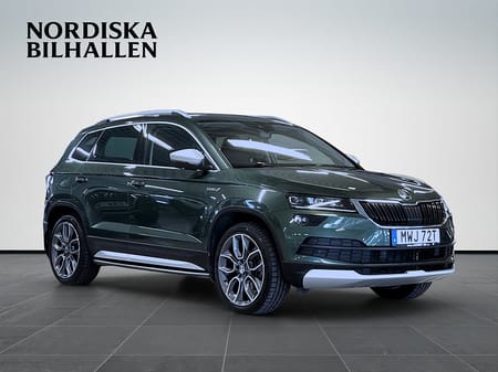 Škoda Karoq Skoda 1.5 TSI ACT 4x4 Scout Drag Kamera Apple Car Värmare