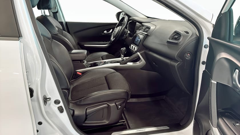 Bild 3 av Renault Kadjar Backkamera Komfort Upplåsning Apple Carplay