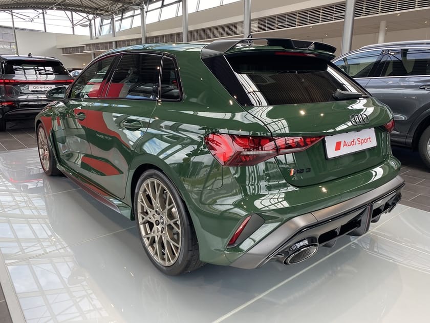 Bild 3 av Audi RS3 Sportback Competition Limited
