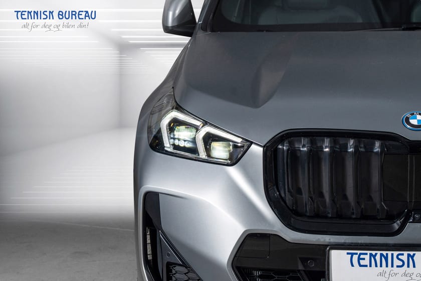 Bilde 3 av BMW iX1 xDrive30 M Sport El-seter, H&K, HUD, R.Kamera, H.Feste