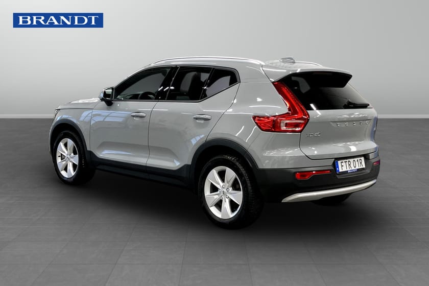 Bild 2 av Volvo XC40 B3 FWD Bensin Core