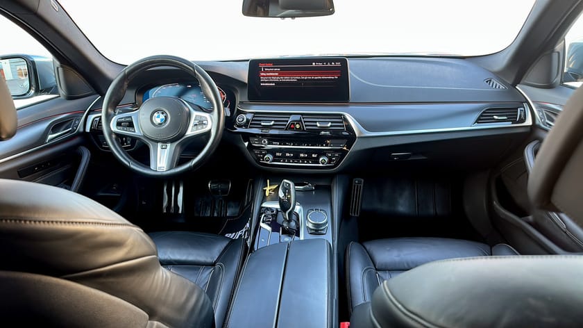 Bild 4 av BMW 520d xDrive Touring M Sport Komfort stolar Drag