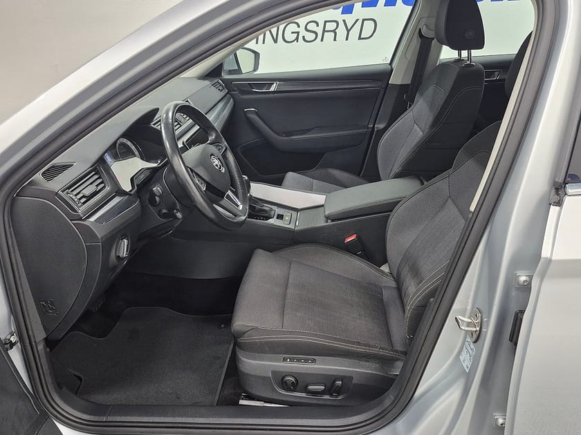 Bild 2 av Škoda Superb Kombi Skoda COMBI TDI 150HK Style
