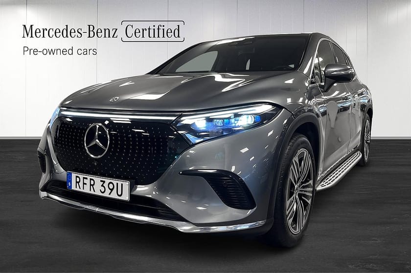 Bild 1 av Mercedes-Benz EQS SUV 450 4MATIC Premium Distronic Pano Burmester HUD 7 sits