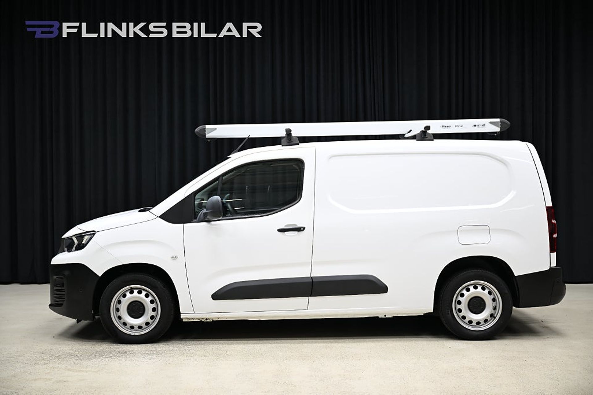 Peugeot Partner 130HK L2 Automat 2019, bild 3/10