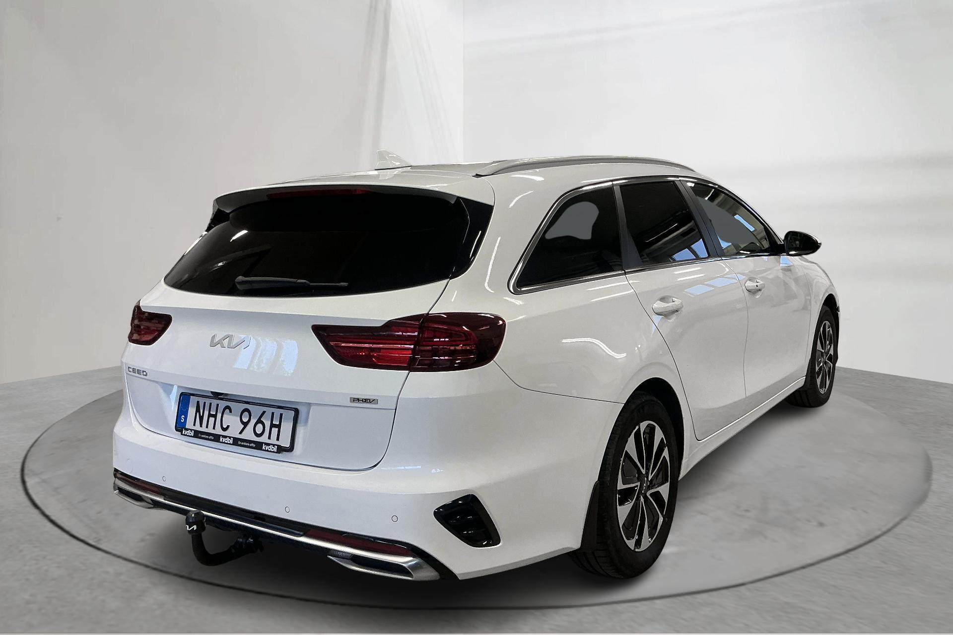 Kia Ceed Sportswagon Plug-in Hybrid 2023, bild 3/10