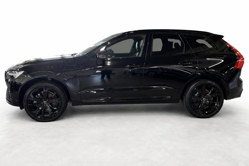 Bild 2 av Volvo XC60 T6 Ultra Black Edition Högspecad B&W 360-Kamera