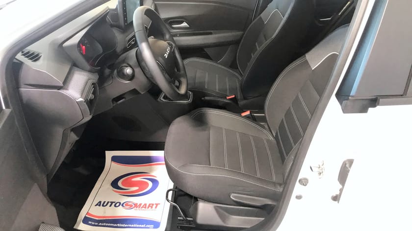 Bild 5 av Dacia Sandero EXPRESSION TCE 90 CVT Backkamera