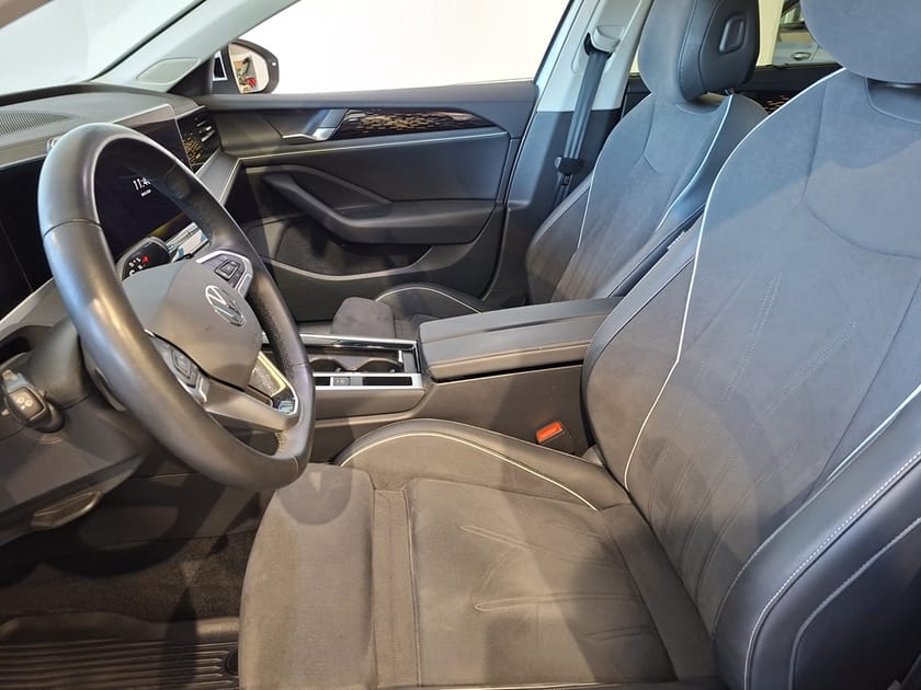 Bild 5 av Volkswagen Passat Sportscombi ELEGANCE 1.5 TSI 150HK DSG Drag Värmare