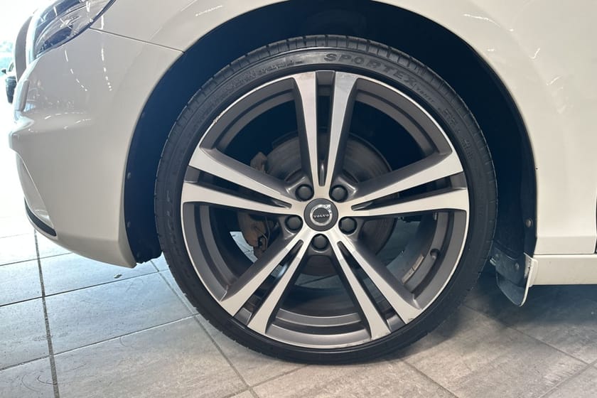 Bild 5 av Volvo V40