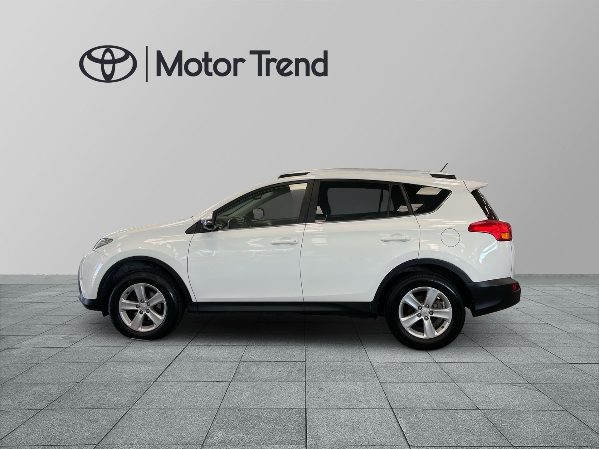 Toyota RAV4 2014, kuva 3/10