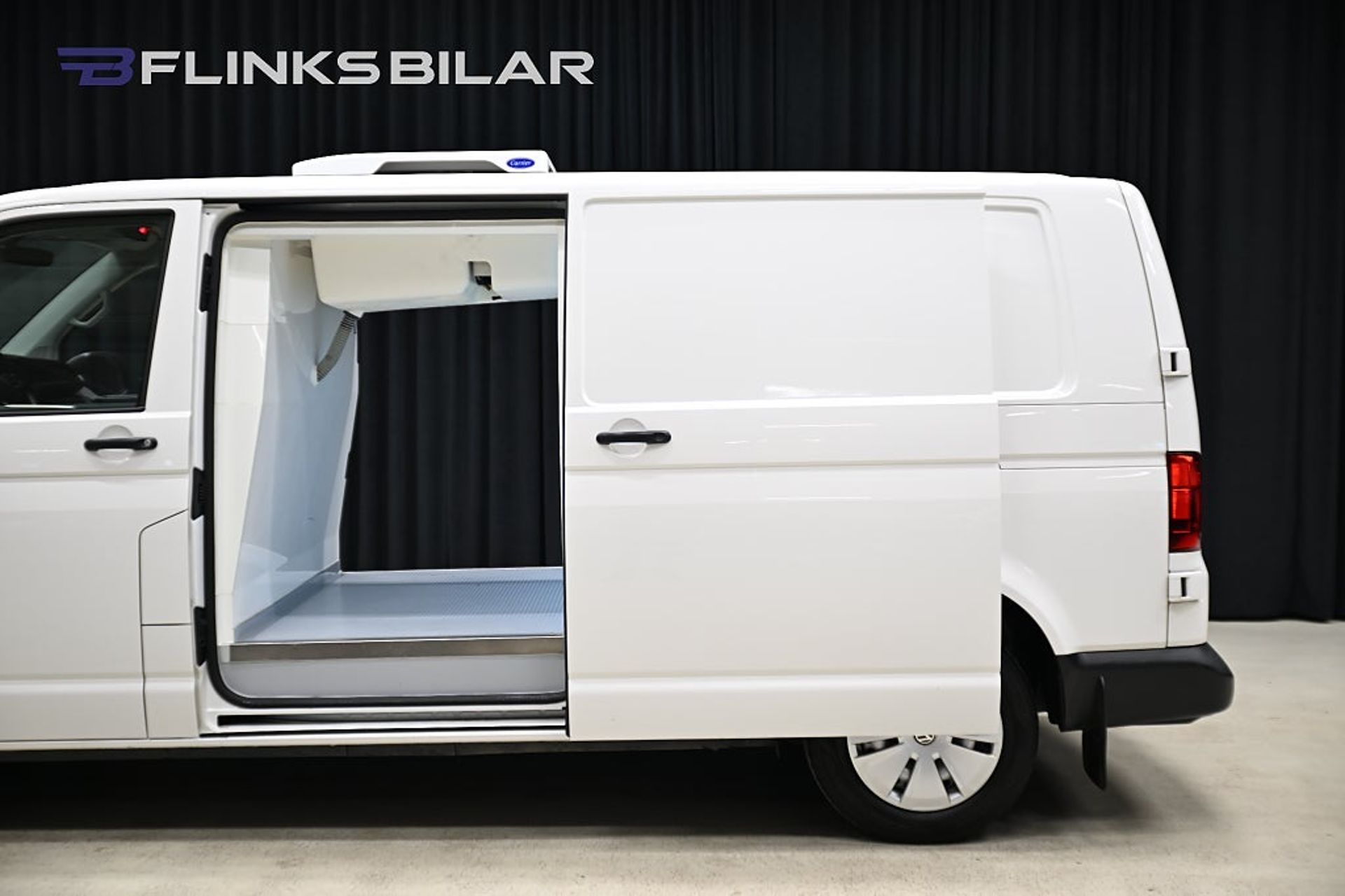 Volkswagen Transporter 2023, bild 7/10