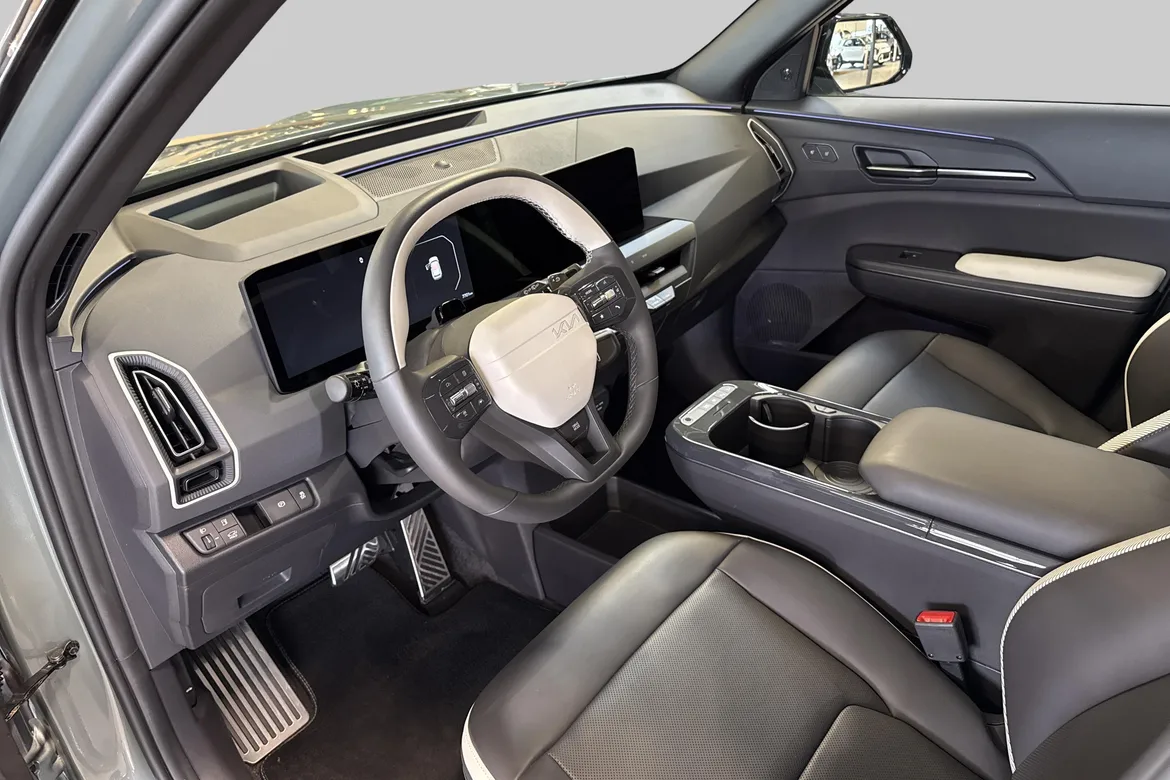 picture of a car