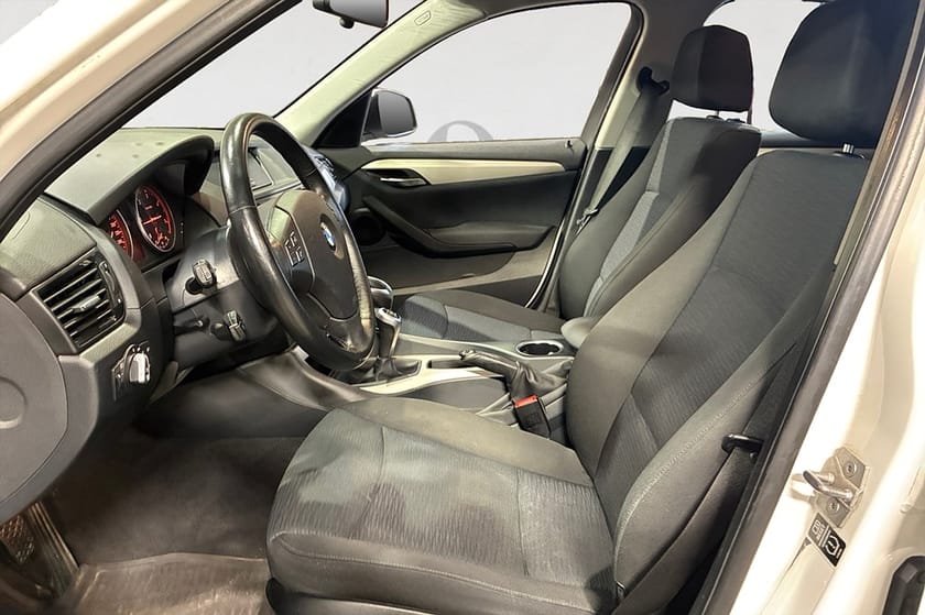 Bild 3 av BMW X1 xDrive18d