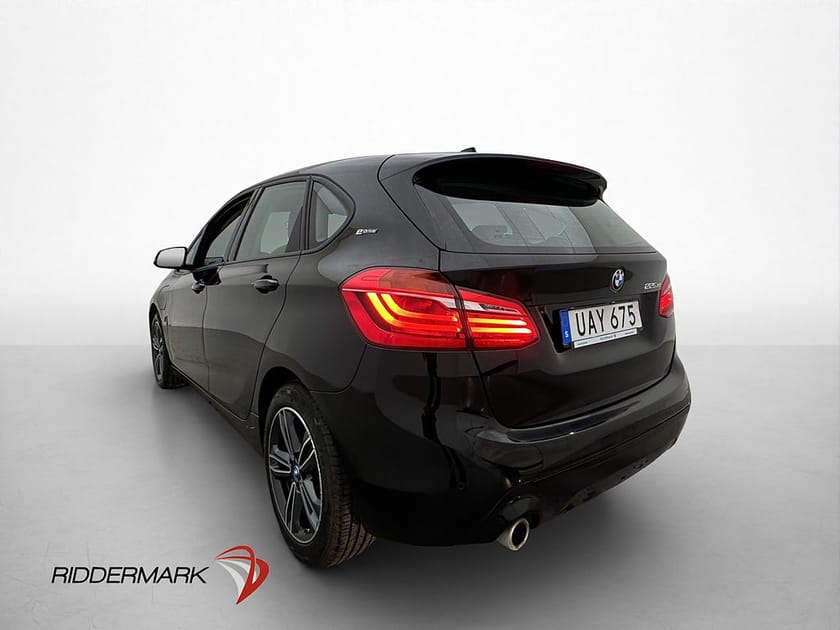 Bild 5 av BMW 225xe Active Tourer Sport line Head Up Navi Adaptiv