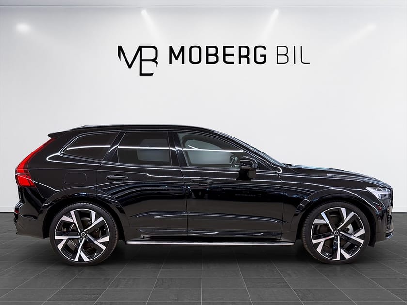 Bild 5 av Volvo XC60 Recharge T6 350hk Black EDT HUD B&W 360 Pano Orrefors