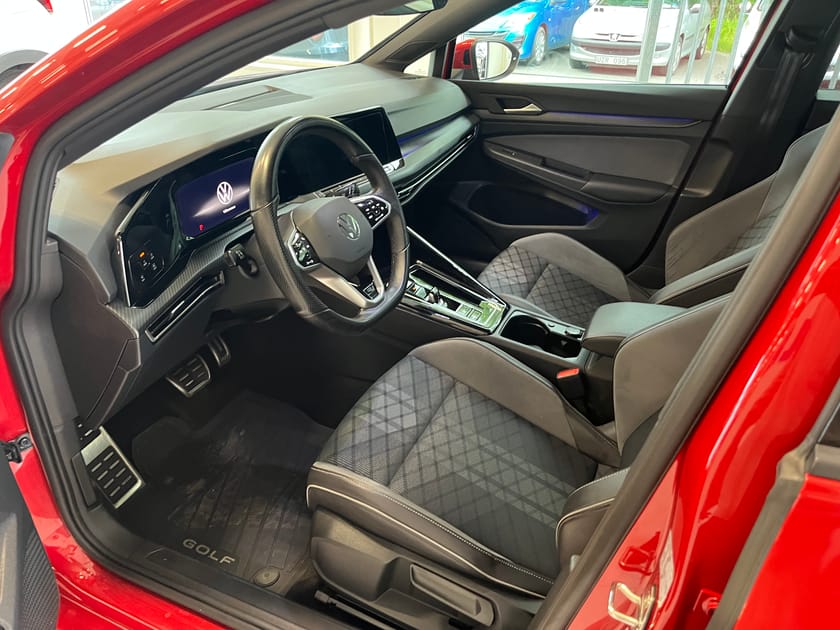 Bild 5 av Volkswagen Golf 1,5 eTsi Aut R-Line