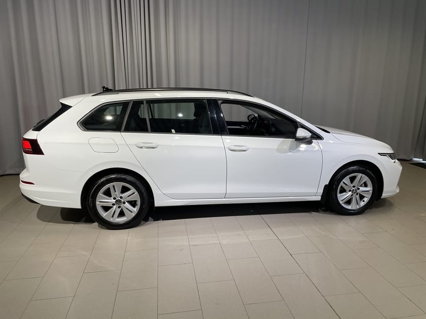 Bild 3 av Volkswagen Golf Sportscombi LIFE 1.5 eTSI, Drag