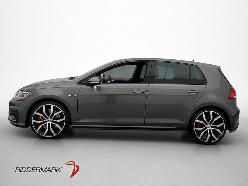 Bild 2 av Volkswagen Golf  GTI Performance 245hk Cockpit Dynaudio Drag