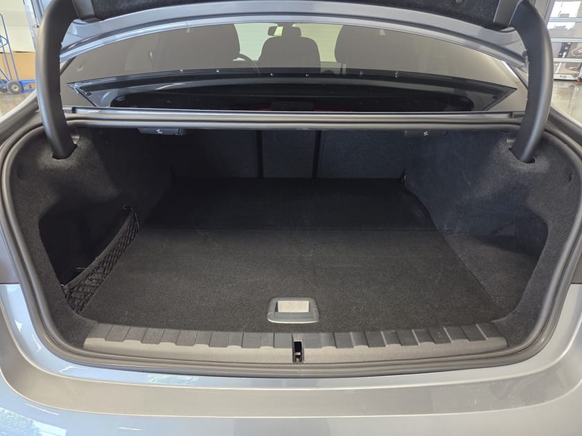 Bild 5 av BMW 330e xDrive Sedan M Sport | Drag | Widescreen | Rattvärme
