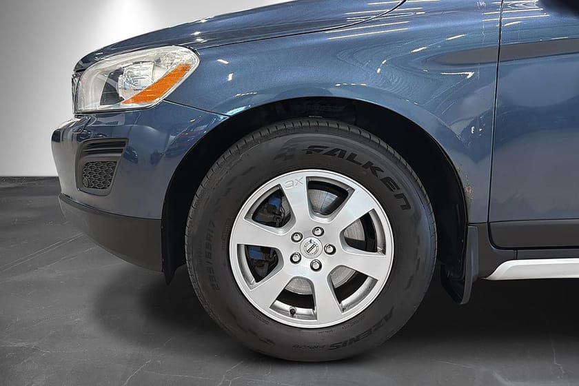 Bild 2 av Volvo XC60 D3 AWD Summum 163hk Dragkrok HuD Skinn PDC Nybesiktad