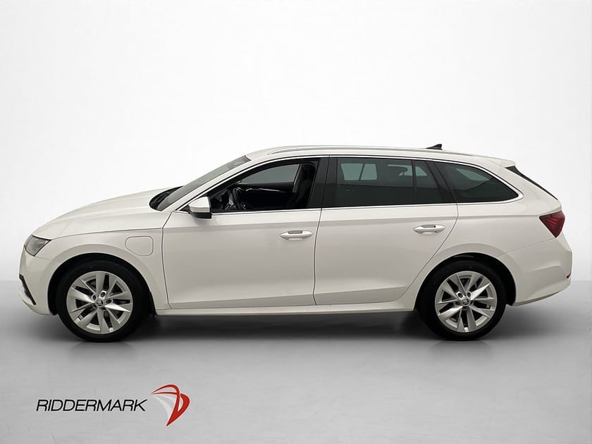 Bild 4 av Škoda Octavia Kombi iV Skoda 204hk Style Drag A-CarPlay Kamera Rattvärme