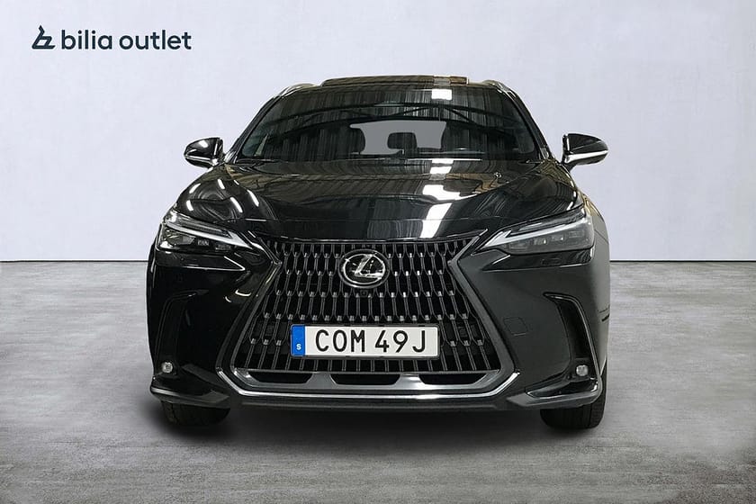 Bild 3 av Lexus NX 450h+ E-CVT Executive 309hk Takl Navi HuD Drag Carplay