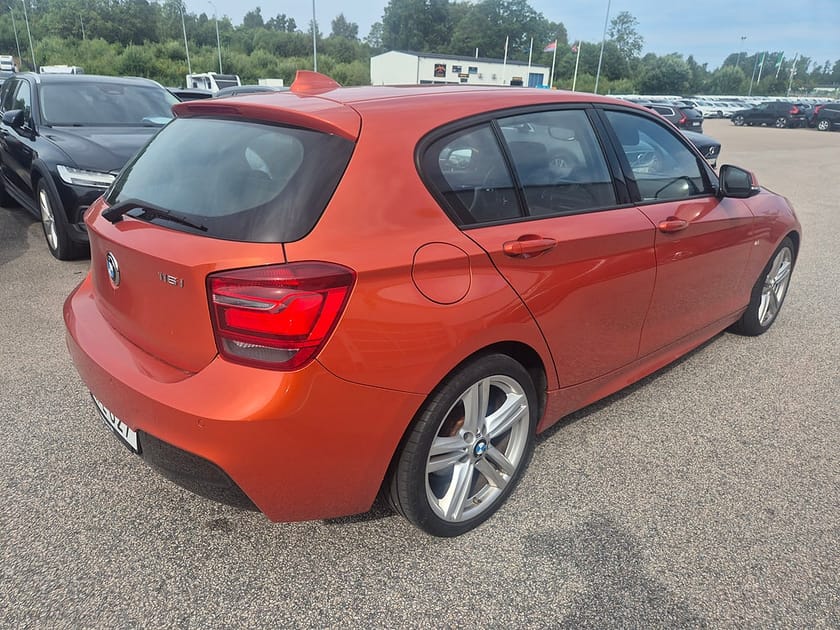 Bild 3 av BMW 116i 116 M-Sport 135HK Shadow line