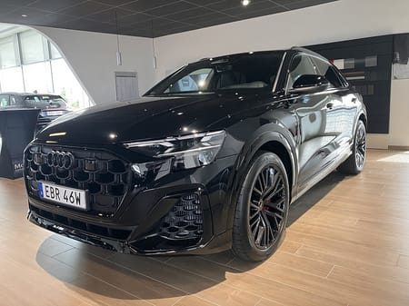 Audi Q8 60 TFSI e quattro SUV TFSIe 490 hk Selection