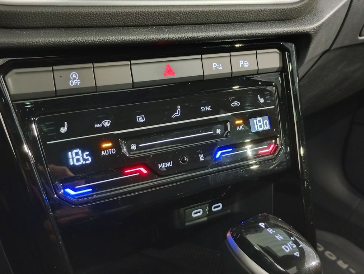 Volkswagen Volkswagen T-Roc — bild 14