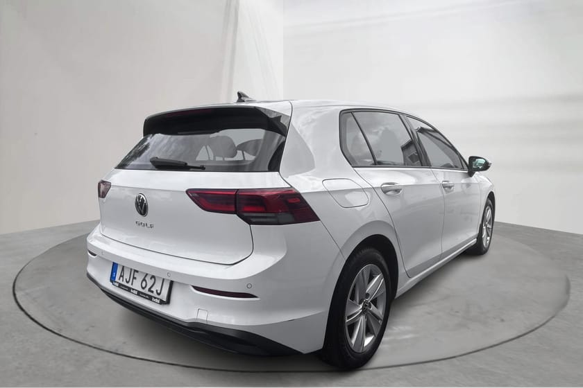 Bild 3 av Volkswagen Golf VIII TGI 5dr (130hk) Backkamera
