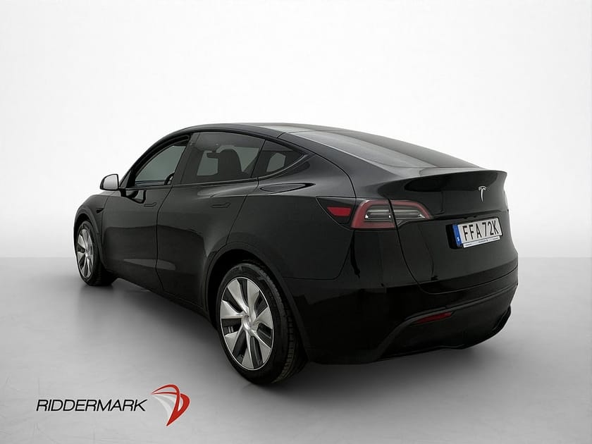 Bild 5 av Tesla Model Y Standard Range RWD 299hk Pano Autopilot Svensksåld