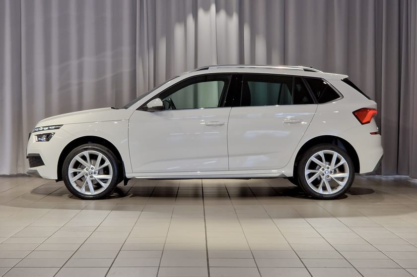 Bild 2 av Škoda Kamiq STYLE / 1.0 TSI / 115 HK / Drag / Backkamera