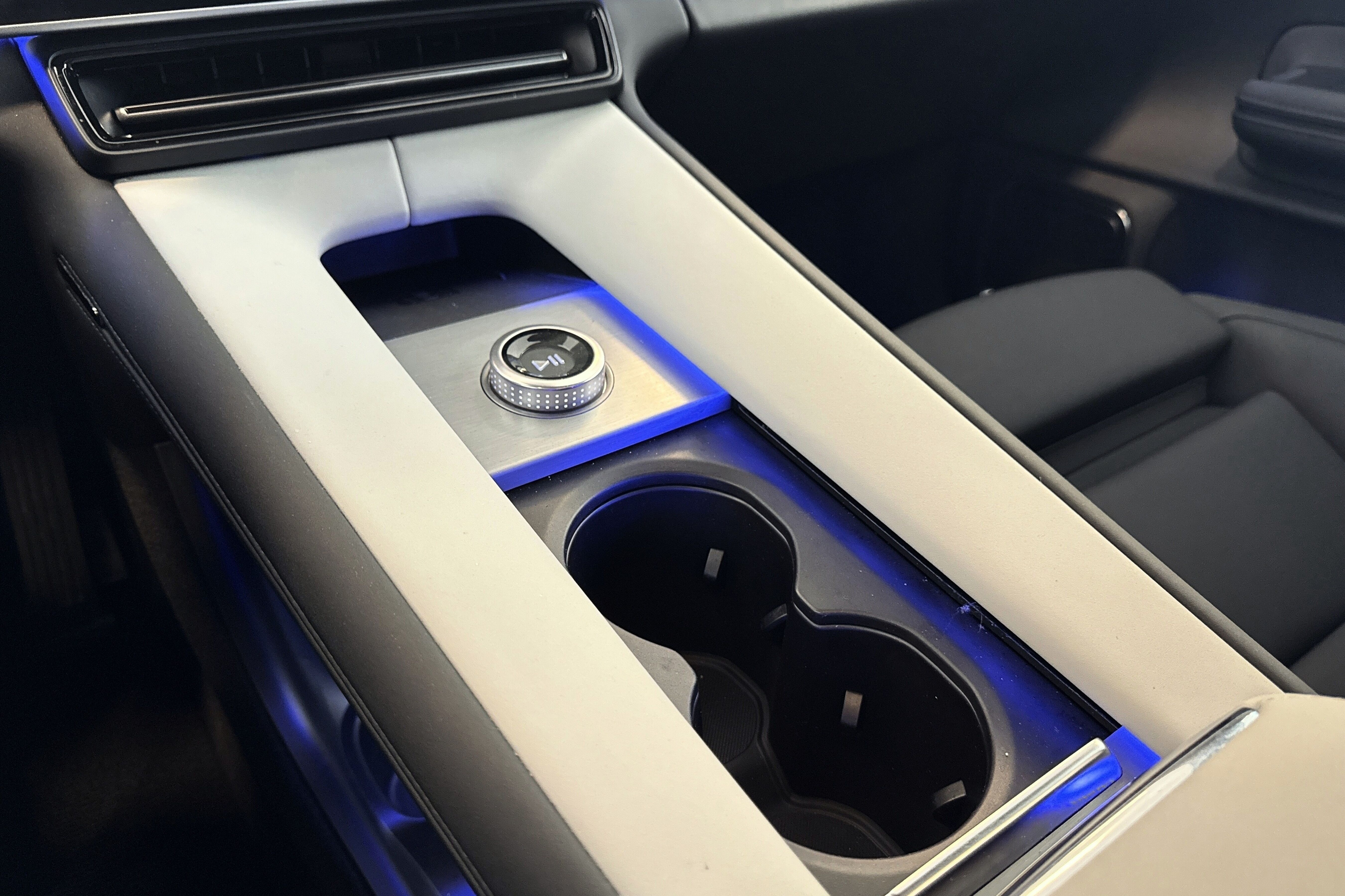 Polestar 4 Long Range Dual motor bilde 15