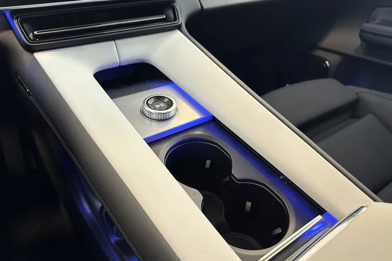 Polestar 4 Long Range Dual motor bilde 15