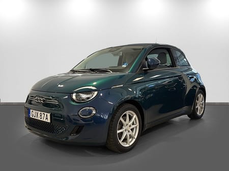 Fiat 500e 500e 118hk Vinterhjul P-sensor Kamera LADDBOX PÅ KÖPET!