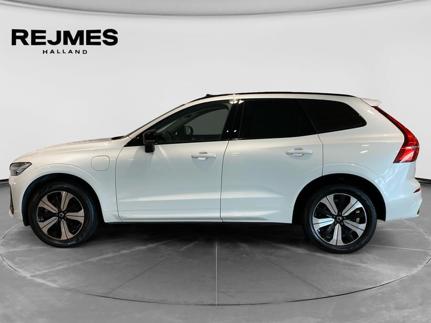 Bild 2 av Volvo XC60 Recharge T6 Plus Dark