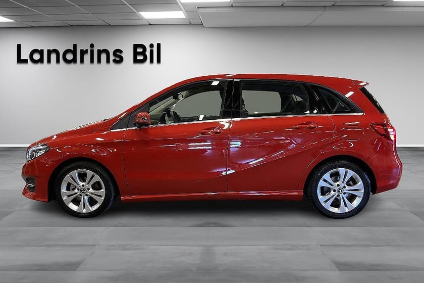 Bild 4 av Mercedes-Benz B 180 d 180d, navigation