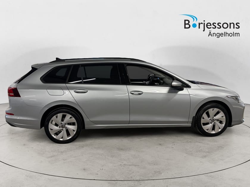 Bild 2 av Volkswagen Golf Sportscombi LIFE 1.5 TSI 150 HK
