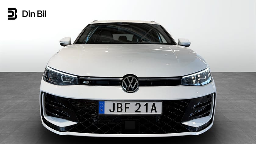 Bild 5 av Volkswagen Passat Variant eHybrid R-LINE 1.5 TSI 272hk | Panoramatak | Drag