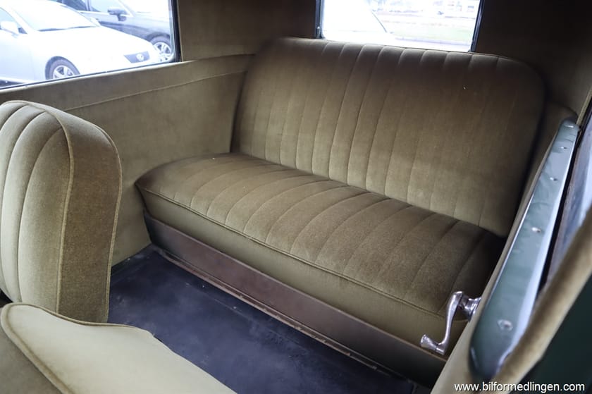 Bild 5 av Ford Model A Fordor 3-fönsters Sedan 3.3 Tudor Handgas Koffert