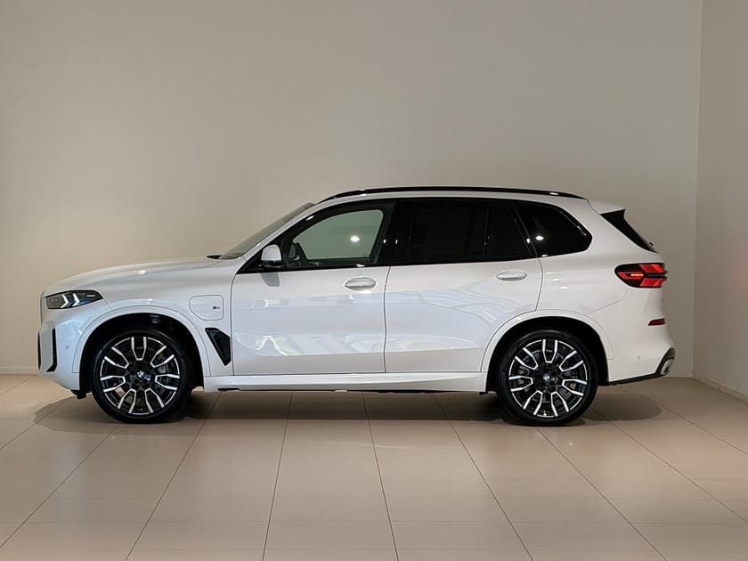 Bild 2 av BMW X5 xDrive50e