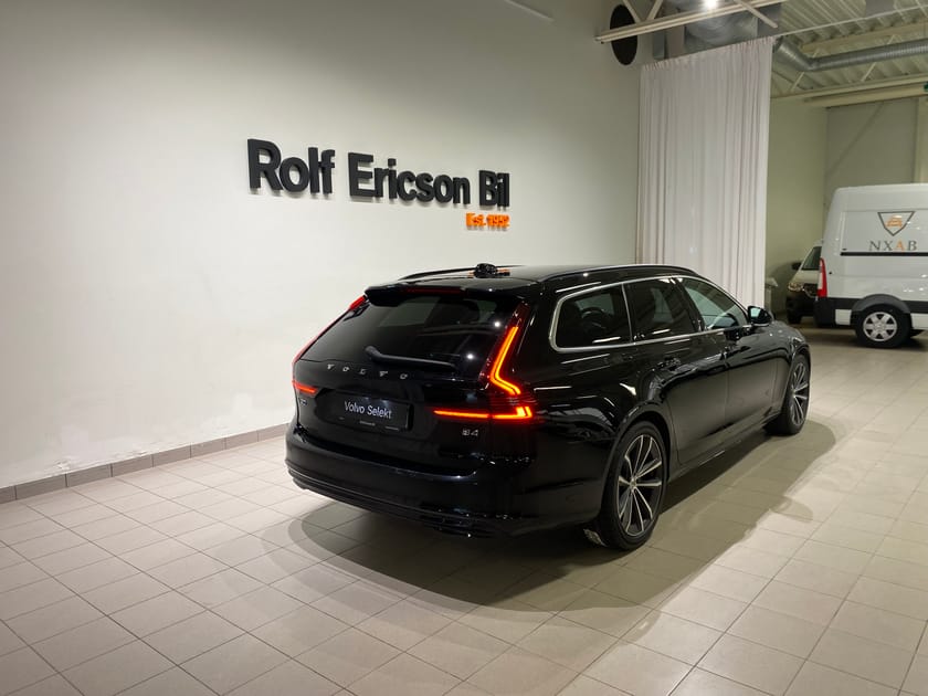 Bild 3 av Volvo V90 B4 Diesel Momentum Advanced Edt