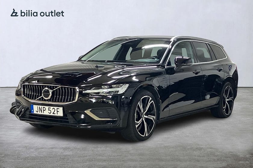 Bild 1 av Volvo V60 T6 AWD aut Core Edition 350hk Navi Drag H/K Backkamera
