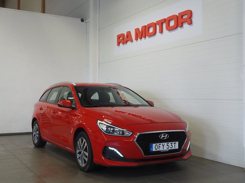 Bild 1 av Hyundai i30 Kombi 1.0 T-GDI 120hk Trend Dragkrok Carplay Kamera