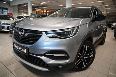 Opel Grandland Hybrid4 300