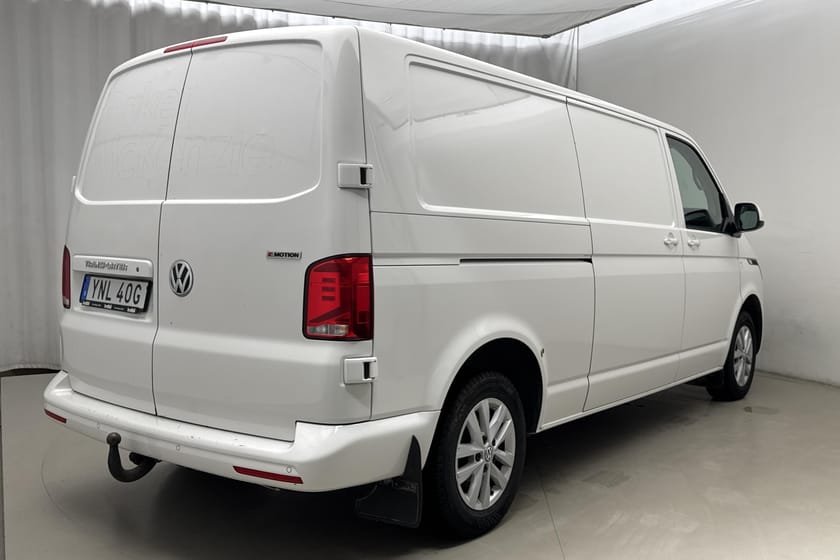 Bild 3 av Volkswagen Transporter T6 2.0 TDI BMT Skåp 4MOTION (150hk)