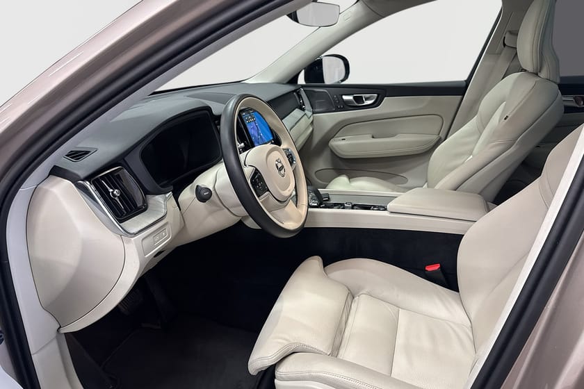Bild 4 av Volvo XC60 Recharge T6 II Plus Dark Edition.